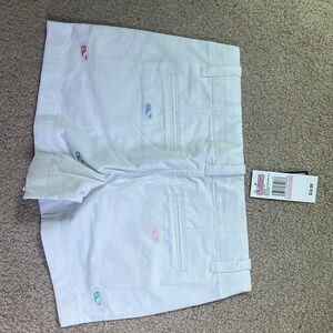 Vineyard Vines Girls Multi Whale Emblem Every Day white cap shorts, Size 10